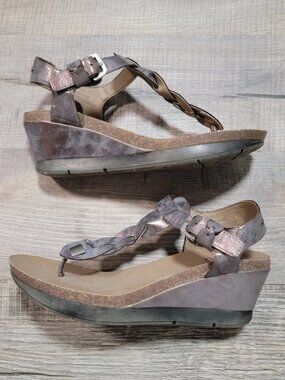 Corkys Wedge Heels Hipster Size 10 Braided Comfort Faux Leather Shimmer